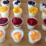 low_fat_fresh_yoghurt_with_fruit_toppings